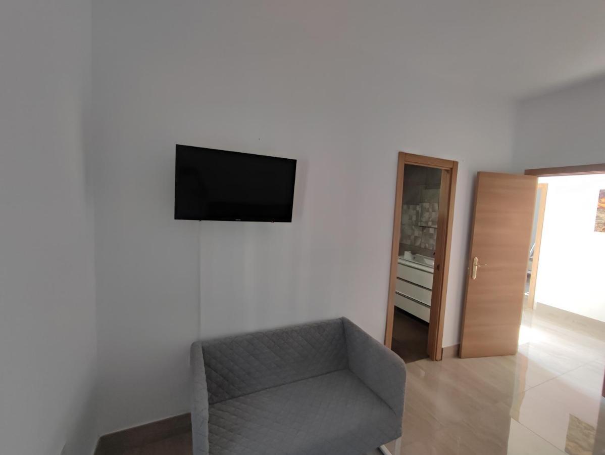 Precioso Bajo Muy Grande A 200 Metros De Playa Apartamento Chipiona Exterior foto